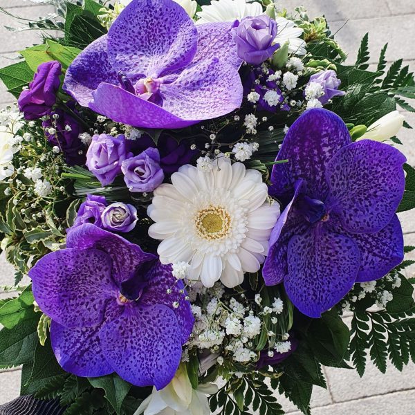 Bouquet-Rond-Purple-Violet-Fleuriste-Porto-VecchioBouquet Rond Purple Fleuriste Boite à Fleurs Porto-Vecchio